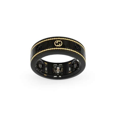 Gucci imagine une bague connectée avec Ōura. 